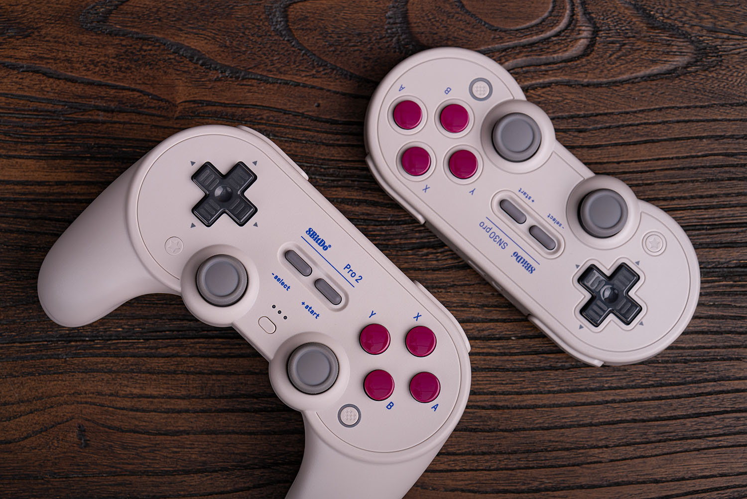 8bitdo-pro2 Bluetoothゲームコントローラ - Pc Gaming Victus のレビューと価格